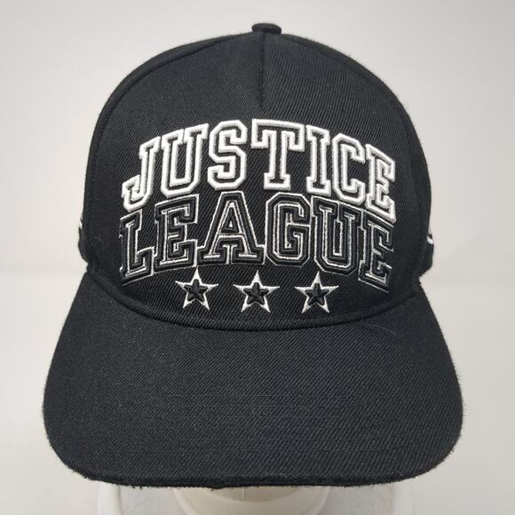 Justice League Gotham City Athletics Snapback 5 Panel Cap Black OS Embroidered - Picture 2 of 9